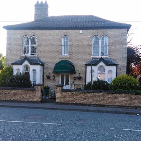 Charlotte House Hotel Peterborough Exterior foto